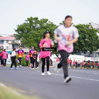 Runner Photo 8817899