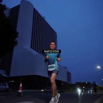 Runner Photo 8817903