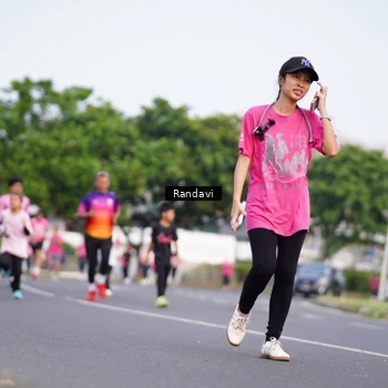 Runner Photo 8817906