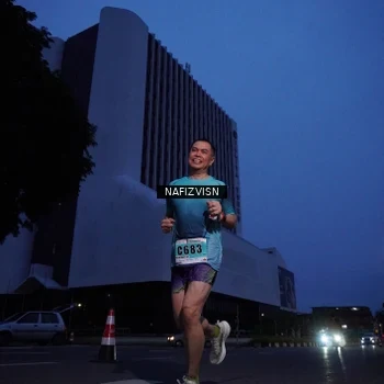 Runner Photo 8817916
