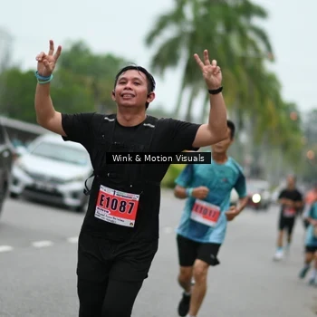 Runner Photo 8817917