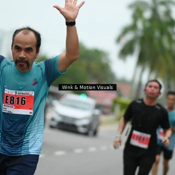 Runner Photo 8817923