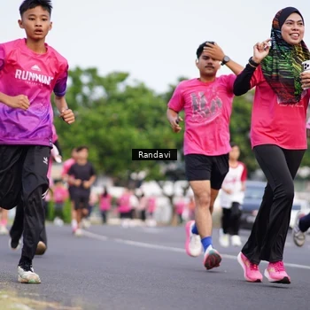 Runner Photo 8817925