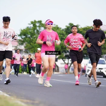 Runner Photo 8817932
