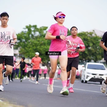 Runner Photo 8817935