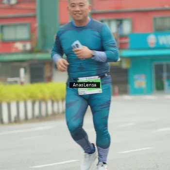 Runner Photo 8817938