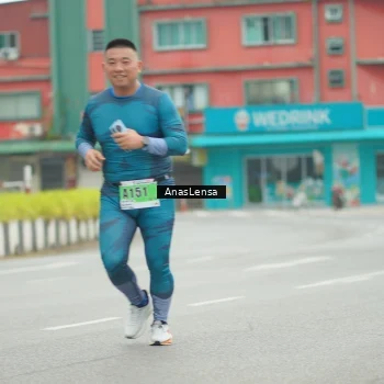 Runner Photo 8817940