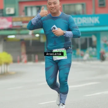 Runner Photo 8817951