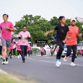 Runner Photo 8817952