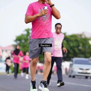 Runner Photo 8817958