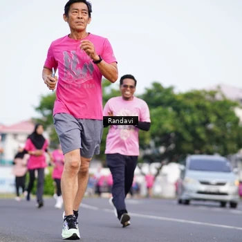 Runner Photo 8817959