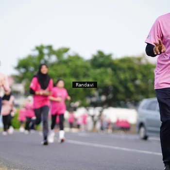 Runner Photo 8817961