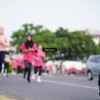 Runner Photo 8817963