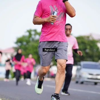Runner Photo 8817966