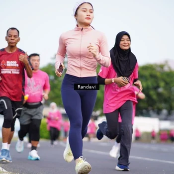 Runner Photo 8817971