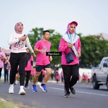 Runner Photo 8817989