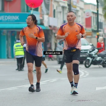 Runner Photo 8817991