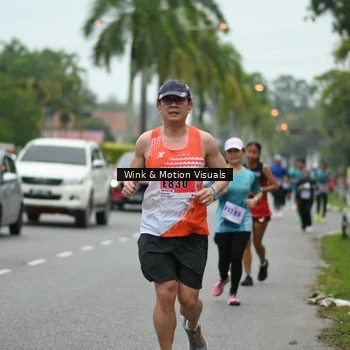 Runner Photo 8817992