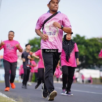 Runner Photo 8818010