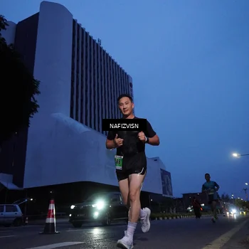 Runner Photo 8818038