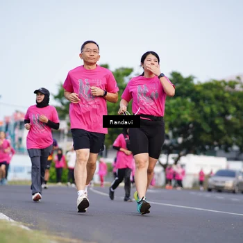 Runner Photo 8818042