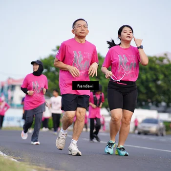 Runner Photo 8818044