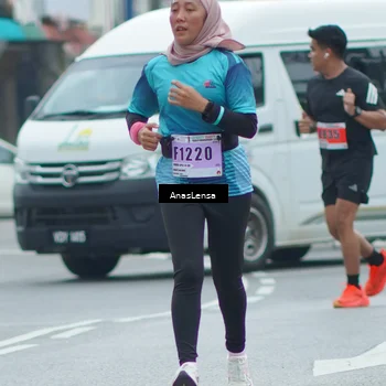 Runner Photo 8818057
