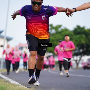 Runner Photo 8818068
