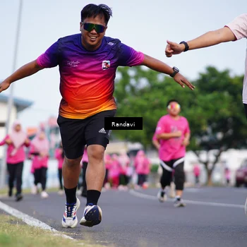 Runner Photo 8818073
