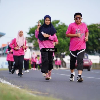 Runner Photo 8818075