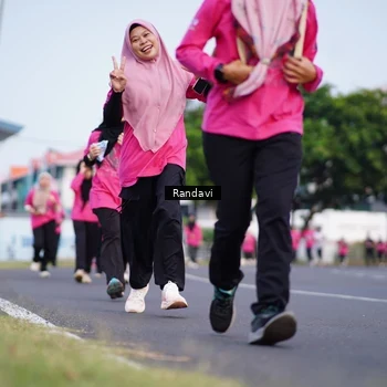 Runner Photo 8818084