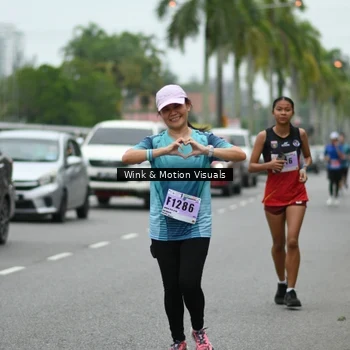 Runner Photo 8818088