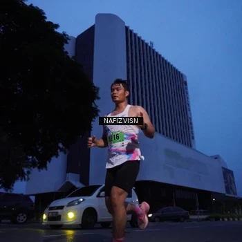 Runner Photo 8818103