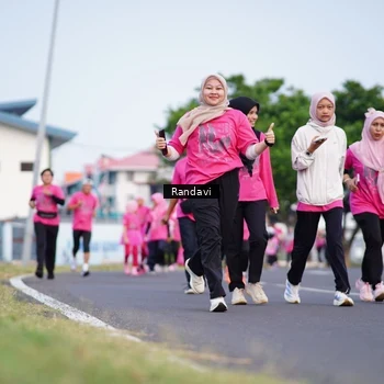 Runner Photo 8818104