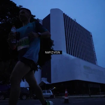 Runner Photo 8818111