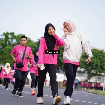 Runner Photo 8818112