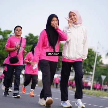 Runner Photo 8818114