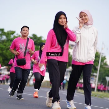 Runner Photo 8818122