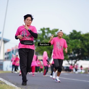 Runner Photo 8818127