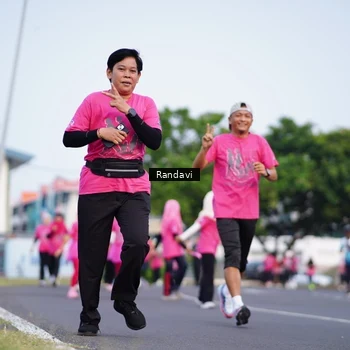 Runner Photo 8818128