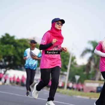 Runner Photo 8818145