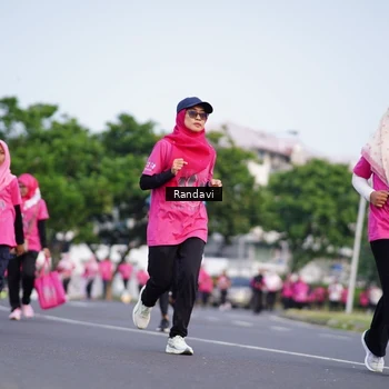 Runner Photo 8818150