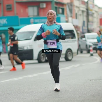Runner Photo 8818151