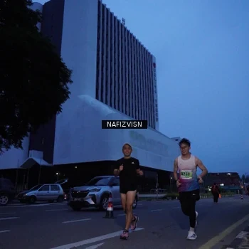 Runner Photo 8818161