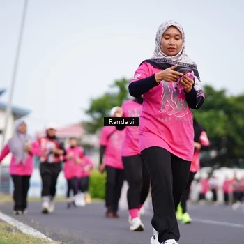 Runner Photo 8818188