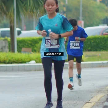 Runner Photo 8818203