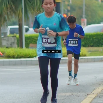 Runner Photo 8818204
