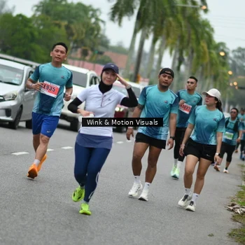 Runner Photo 8818221