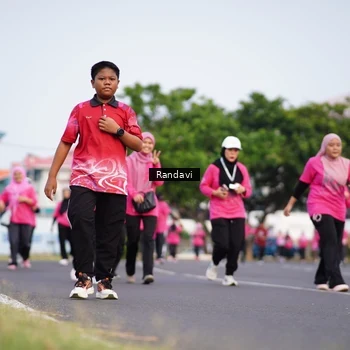 Runner Photo 8818230