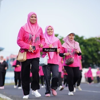 Runner Photo 8818247